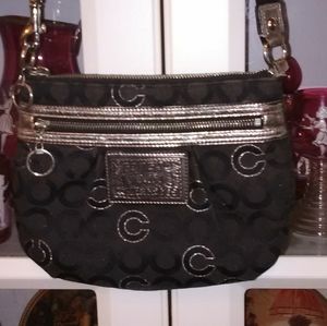 😊 Coach Handbag - great shape!